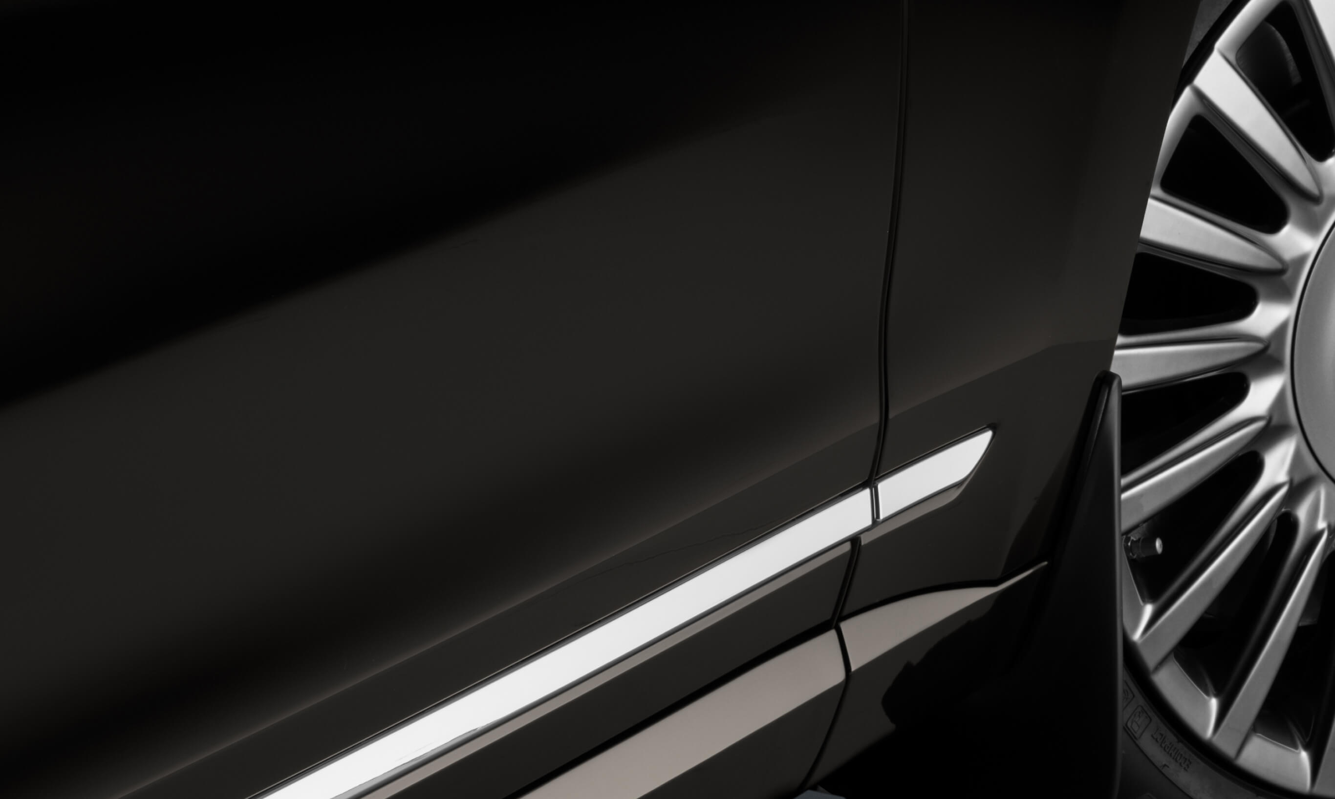 AURUS - официальный сайт производителя автомобилей | АУРУС в России